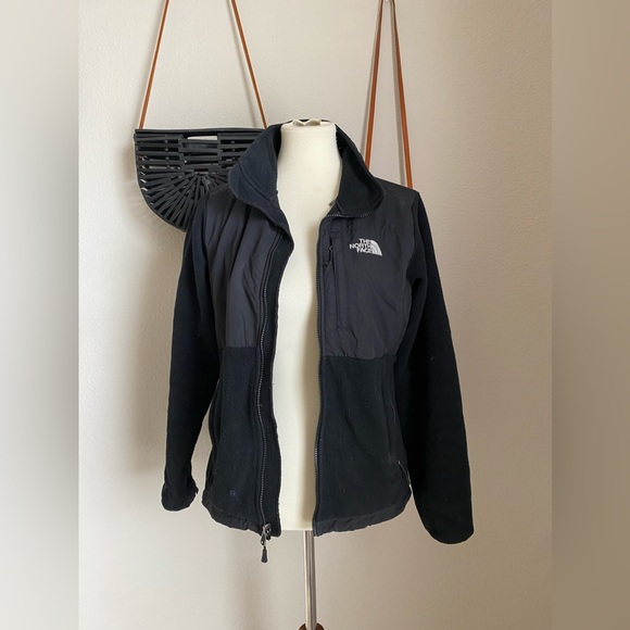 The North Face Jackets & Blazers - The Northface Fleece Jacket, Size Small
